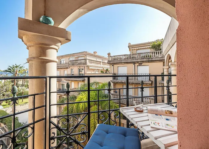 Queen Garden - Happy Apartament Mentona